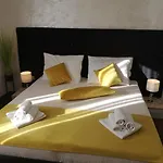 Bor