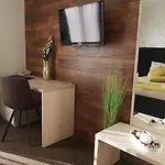 Bor Hotel