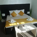 Bor Hotel 3*