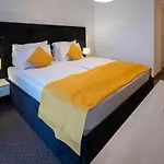 Hotel Bor Krk Town