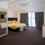 Hotel Bor Krk Town