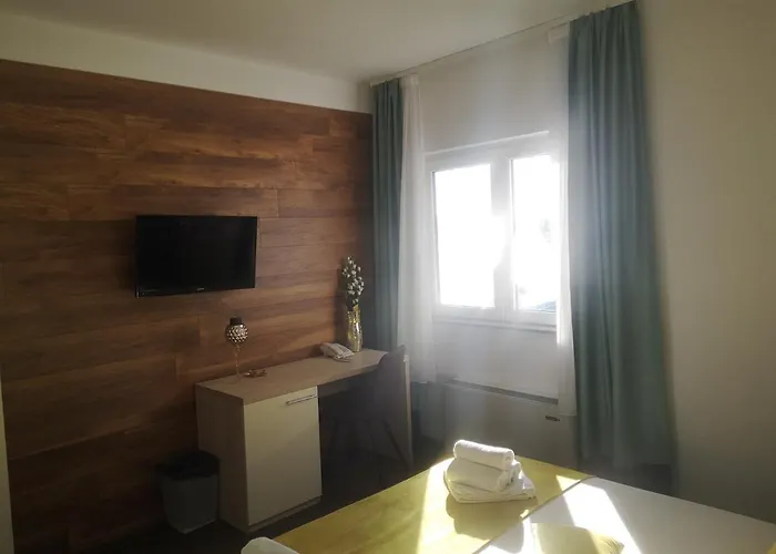 Ξενοδοχείο Bor Krk Town