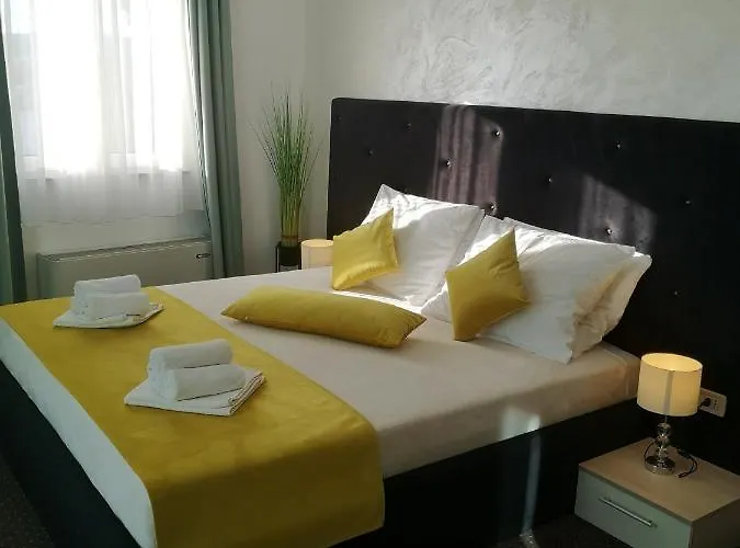 Ξενοδοχείο Bor Krk Town